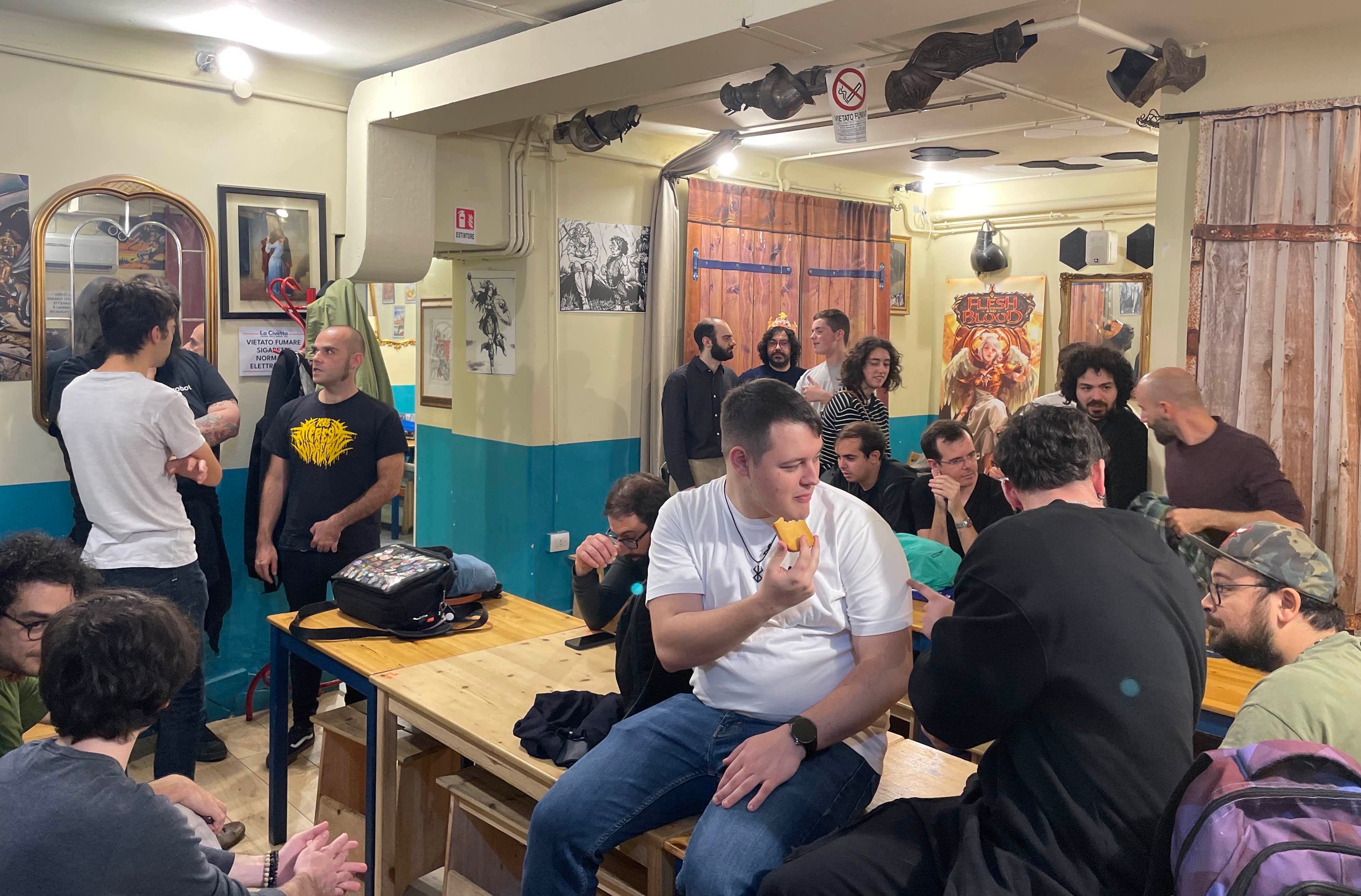 Foto a caso che mostra le prime chiacchiere al Meetup